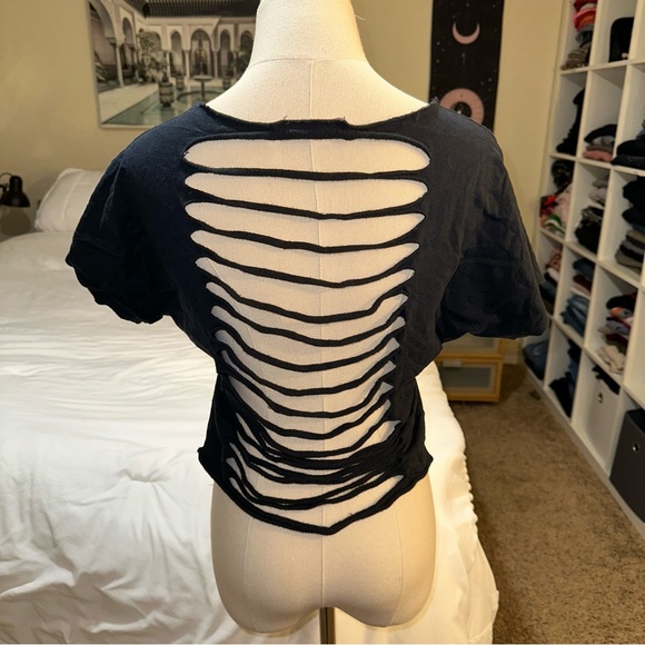 Luv’ Me | Dance Love Live Graphic Distressed Ripped Back Cropped Tee Shirt - Picture 4 of 14